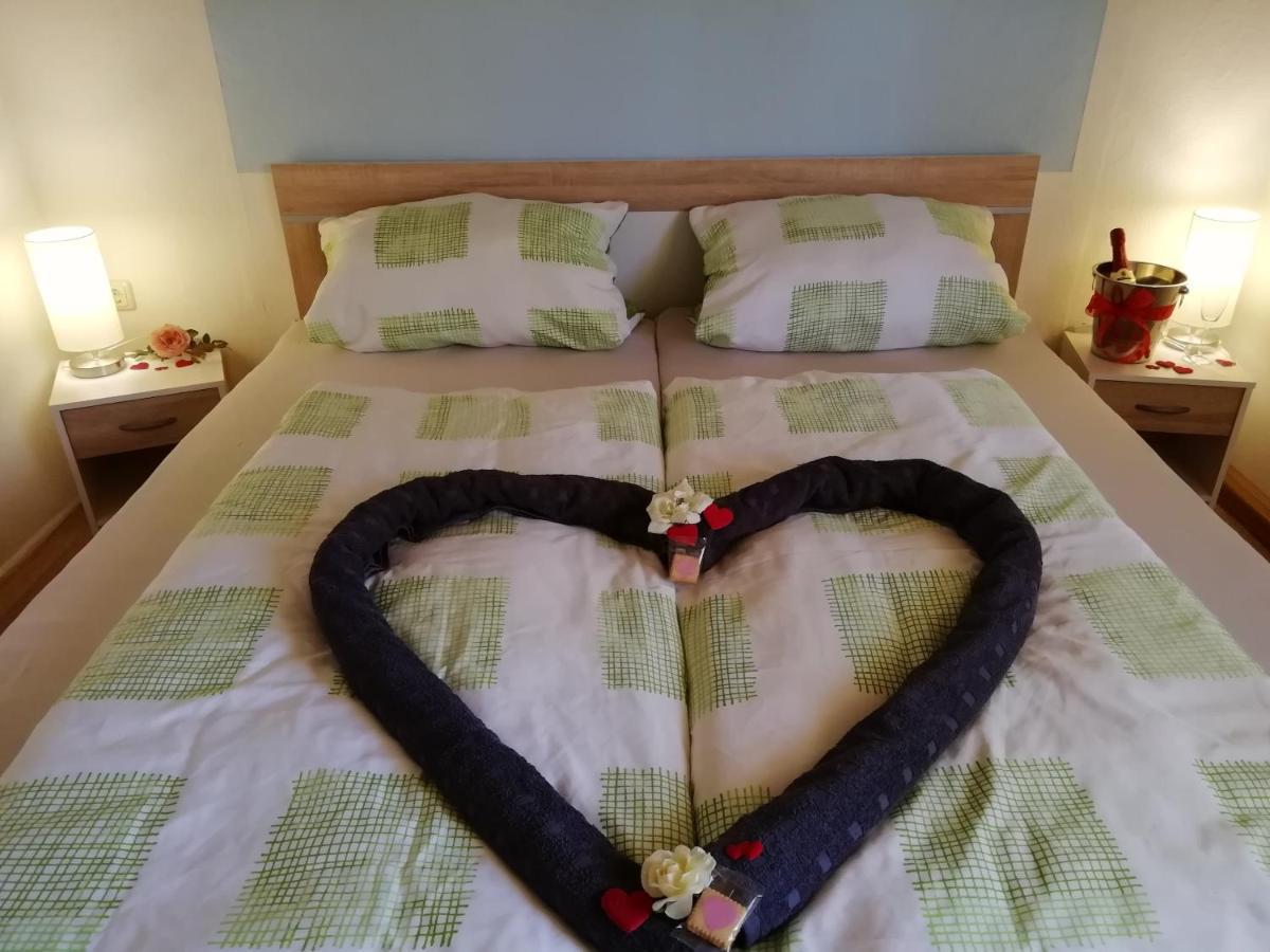 Ferienwohnung Nico Stadtilm ภายนอก รูปภาพ