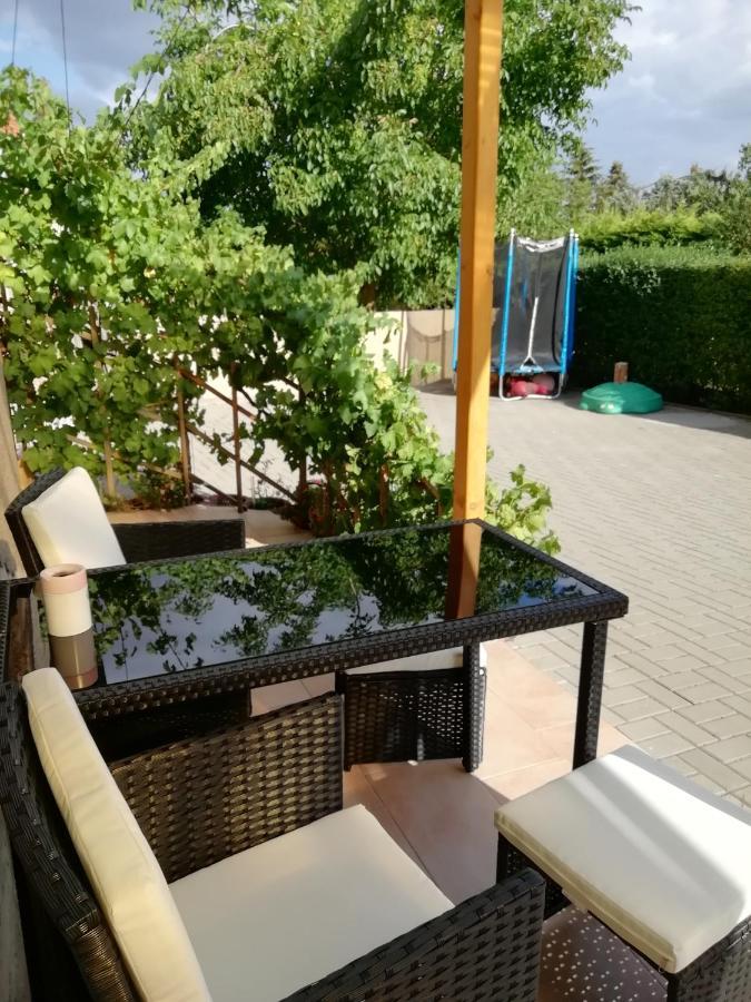Ferienwohnung Nico Stadtilm ภายนอก รูปภาพ